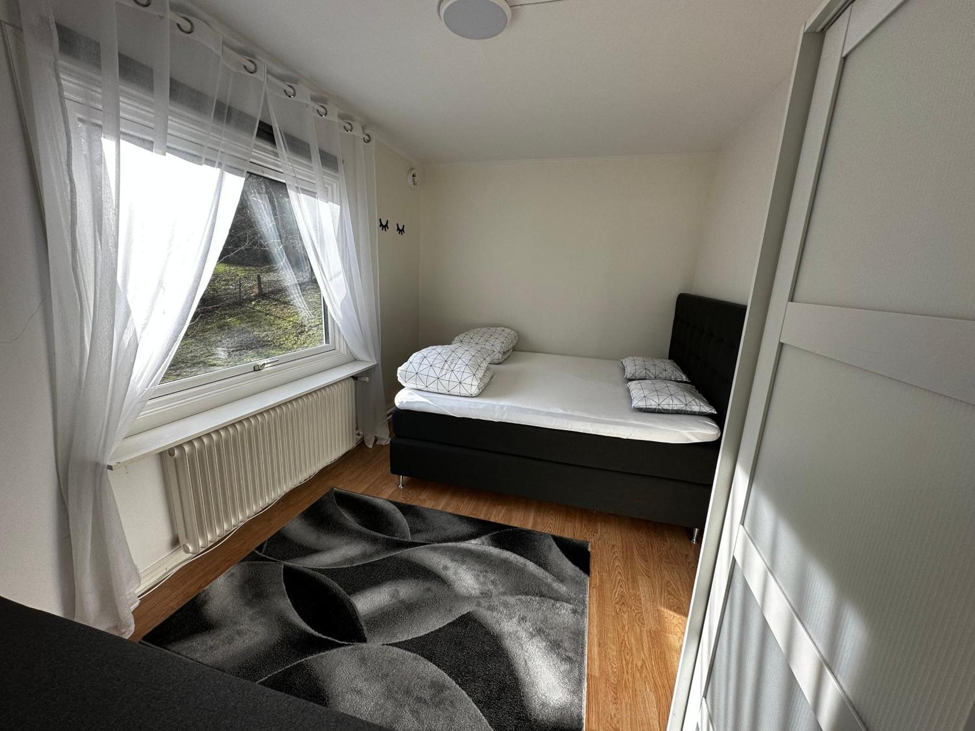 Luxurious 2-Room Apartment In Central Бурос Экстерьер фото