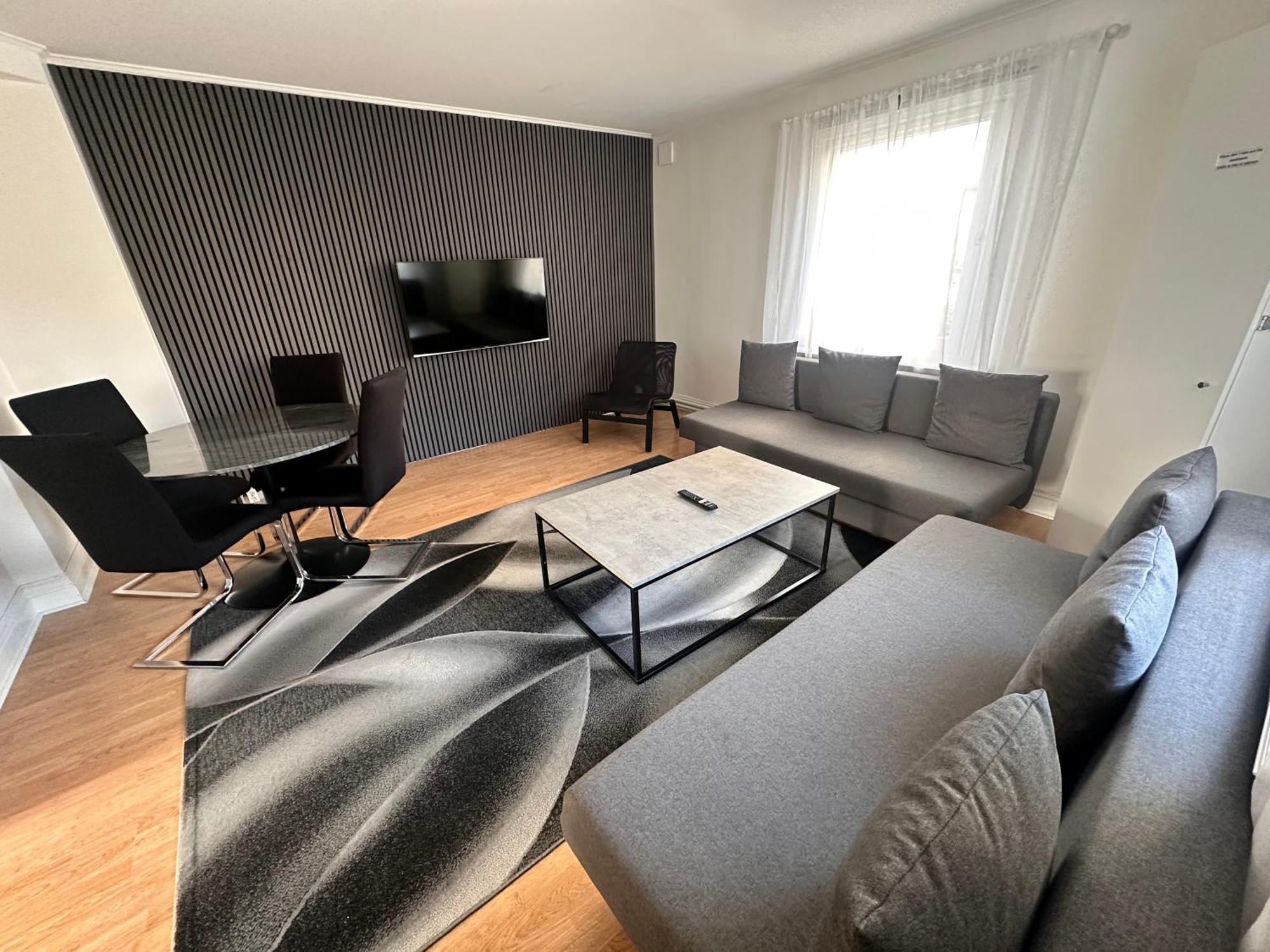 Luxurious 2-Room Apartment In Central Бурос Экстерьер фото